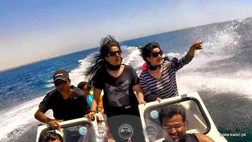 Speed Boats available for special churna island trips